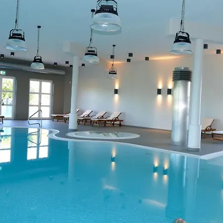 Ferienhaus-sonnenblume * Dranske