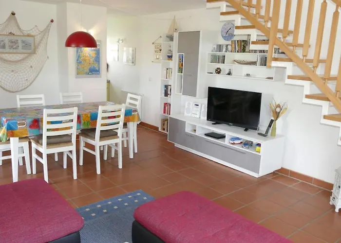 Ferienhaus-sonnenblume بيت للعطل درانسكي